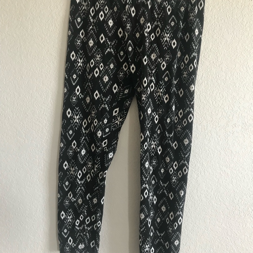 Bundle of three Pairs of leggings, 14 Youth.